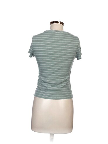 l Beden Defacto T-shirt %70 İndirimli.