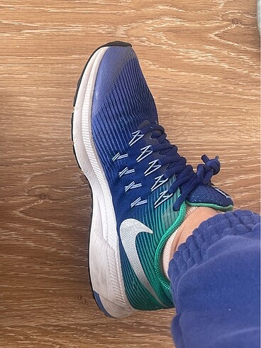 Nike ayakkabi Orjinaldir