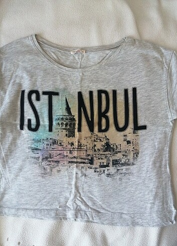 İstanbul yazılı crop tişört 