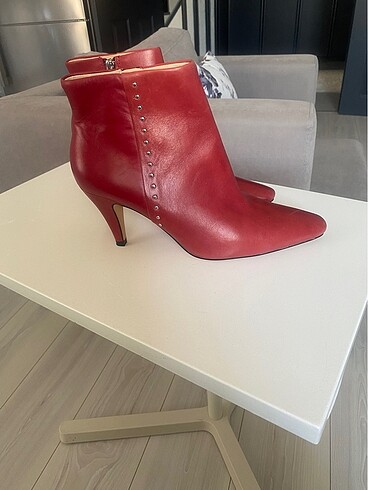 Zara bot