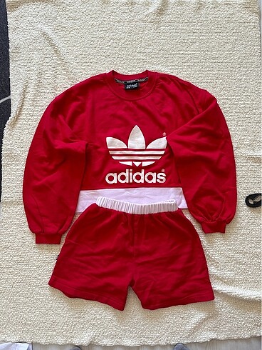 Adidas Takım sweatshirt