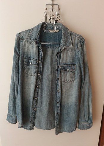 Düğmeli Mavi Denim Kadın Gömlek