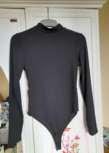 Zara Siyah Minimal Turtleneck Body