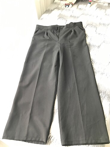 42 Beden siyah Renk Kumaş pantolon