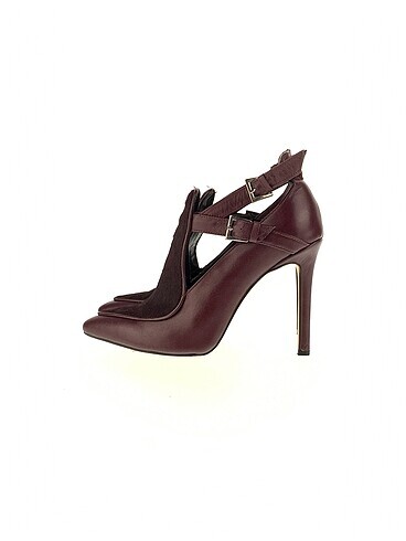 Elle Stiletto %70 İndirimli.