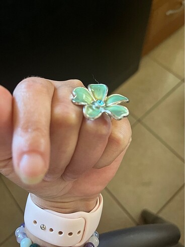 Yeşil  çiçek yüzük - Görsel 3
