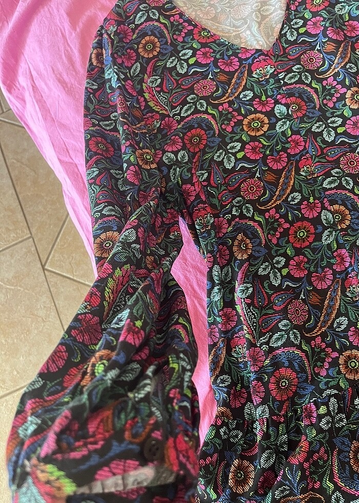 Çiçek desenli elbise - Görsel 2