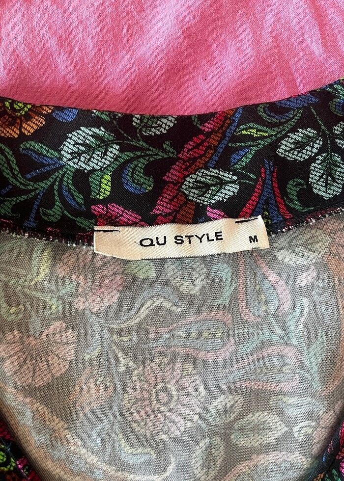 Çiçek desenli elbise - Görsel 3