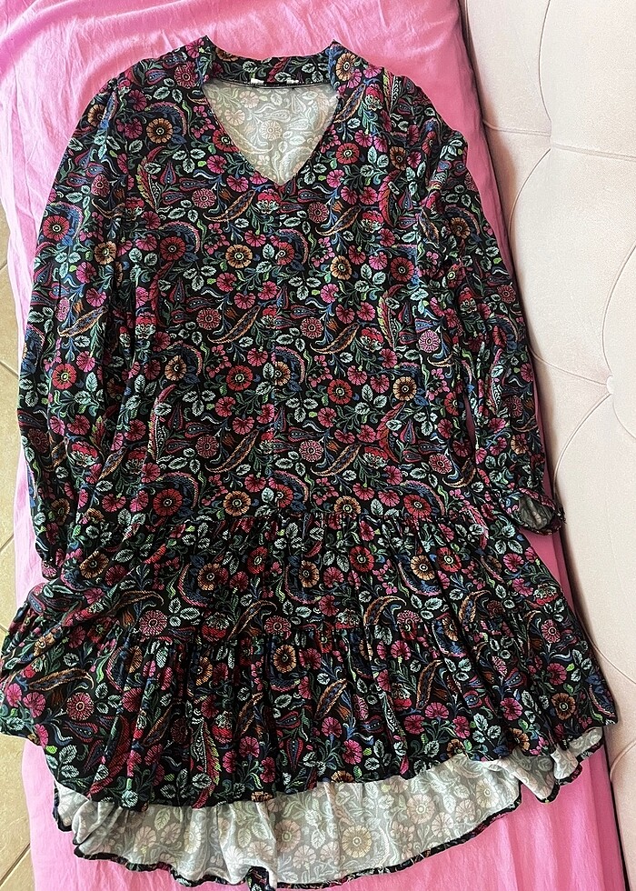 Çiçek desenli elbise - Görsel 5