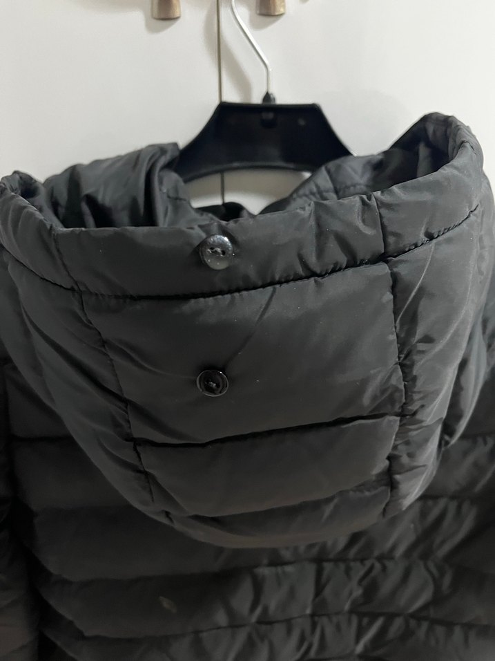 Siyah Düğmeli Kadın Kışlık Mont - Görsel 4