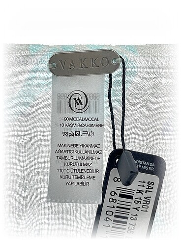 Beden Vakko Şal %70 İndirimli.
