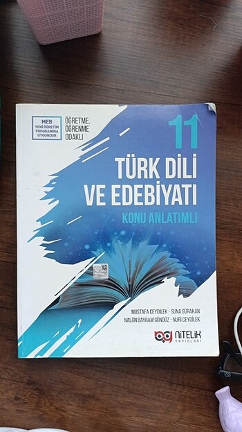 Nitelik yayınları konu anlatımlı soru bankası türk dili ve edebi