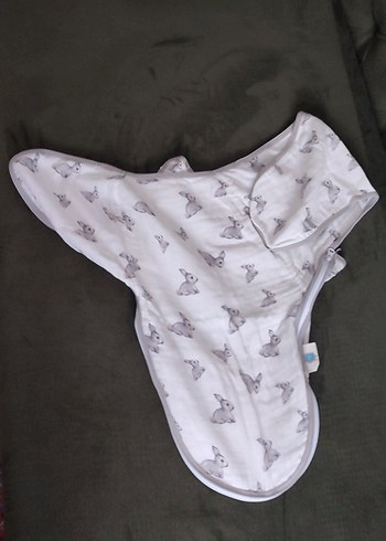 Gri Desenli Bebek Kundak Örtüsü - Görsel 2