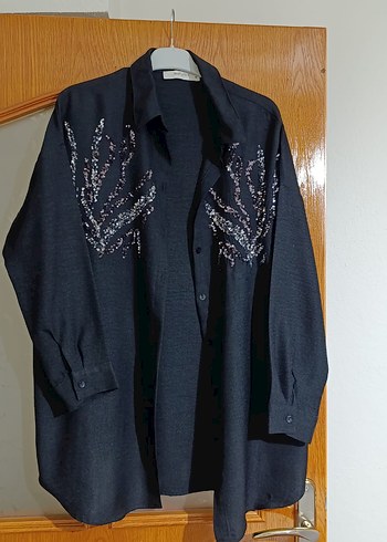 Nakışlı Uzun Kollu Denim Gömlek