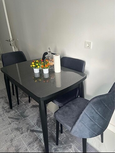 Diğer Yemek Masası antrasit rengi