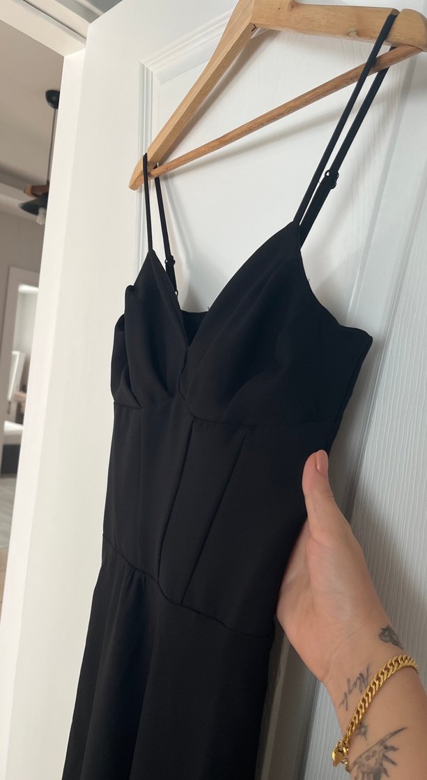 Siyah V Yakalı Uzun Kadın elbise - Görsel 3