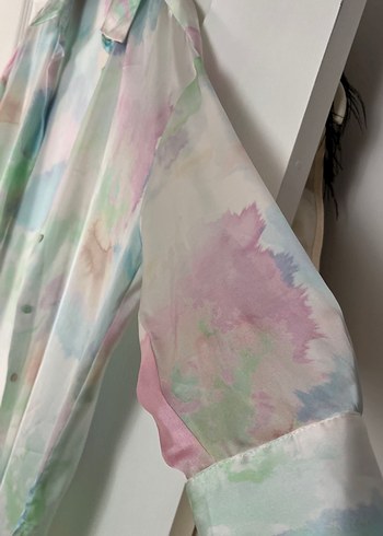Zara Bohem Uzun Kollu Renkli Batik Gömlek