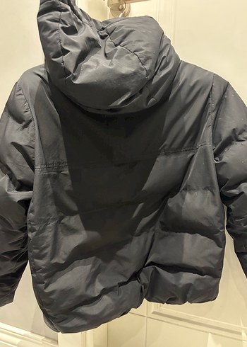 Zara marka siyah  Fermuarlı kapüşonlu çocuk  Montu - Görsel 3