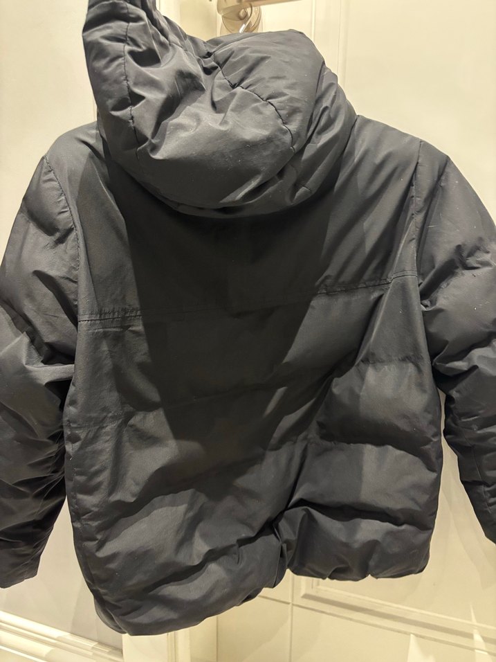 Zara marka siyah  Fermuarlı kapüşonlu çocuk  Montu - Görsel 3