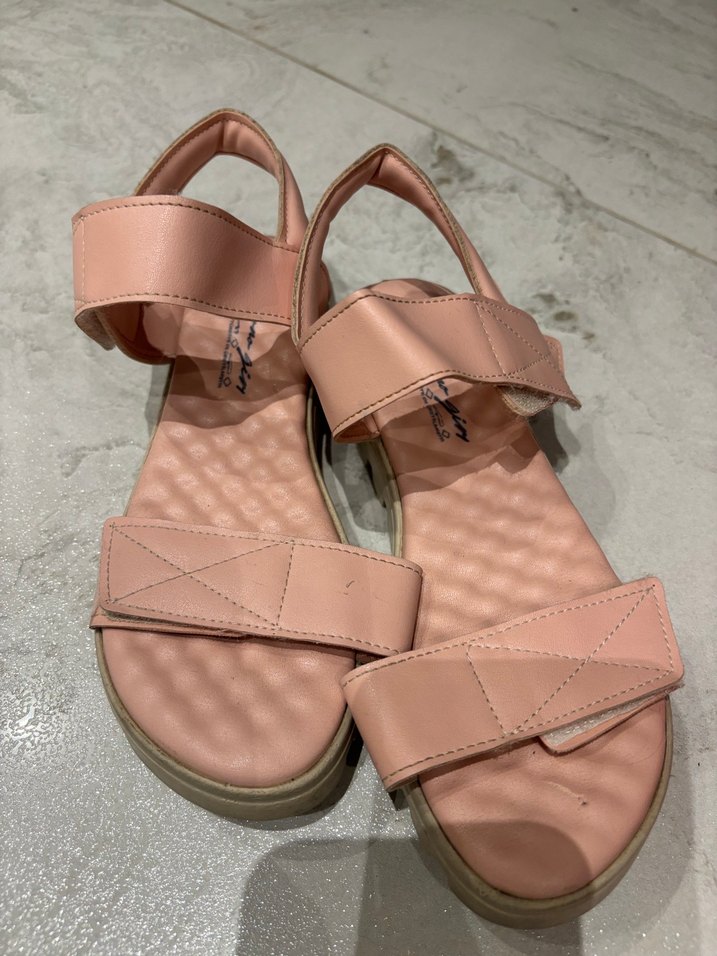 Flo marka Pembe çocuk  Dolgu Topuklu deri  Sandalet - Görsel 2