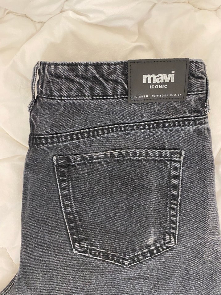 Mavi Iconic Gri Düğmeli Kadın Kot Pantolon - Görsel 5