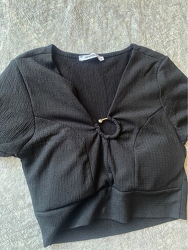 Siyah crop