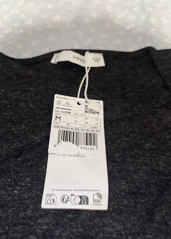 Düğmeli Gri Uzun Kollu Yaka detaylı  Kadın Bluz - Görsel 4