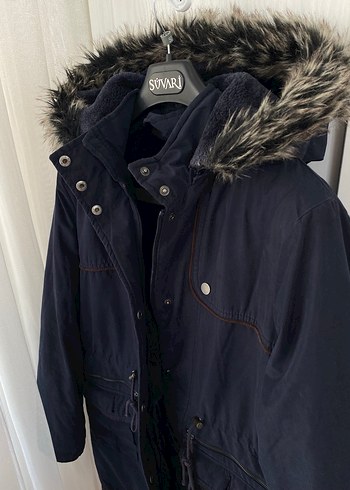 LC Waikiki Kürklü Lacivert Kadın Mont