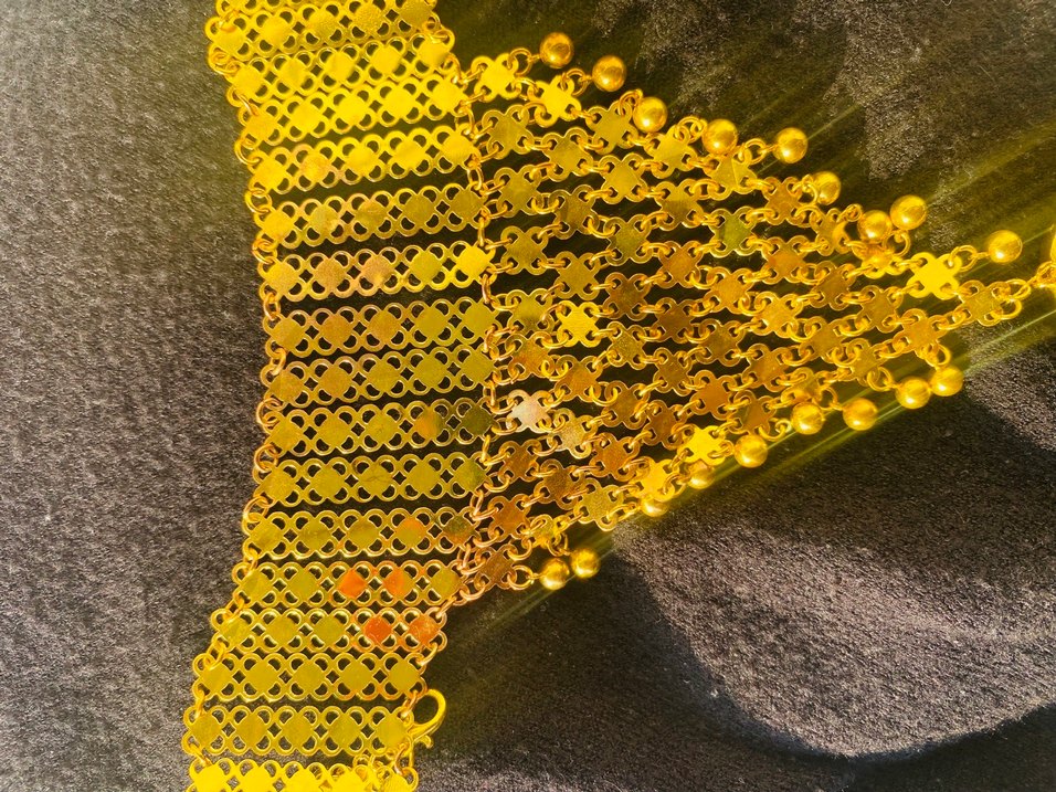 Altın Renkli Boncuklu Kadın El Zinciri - Görsel 2