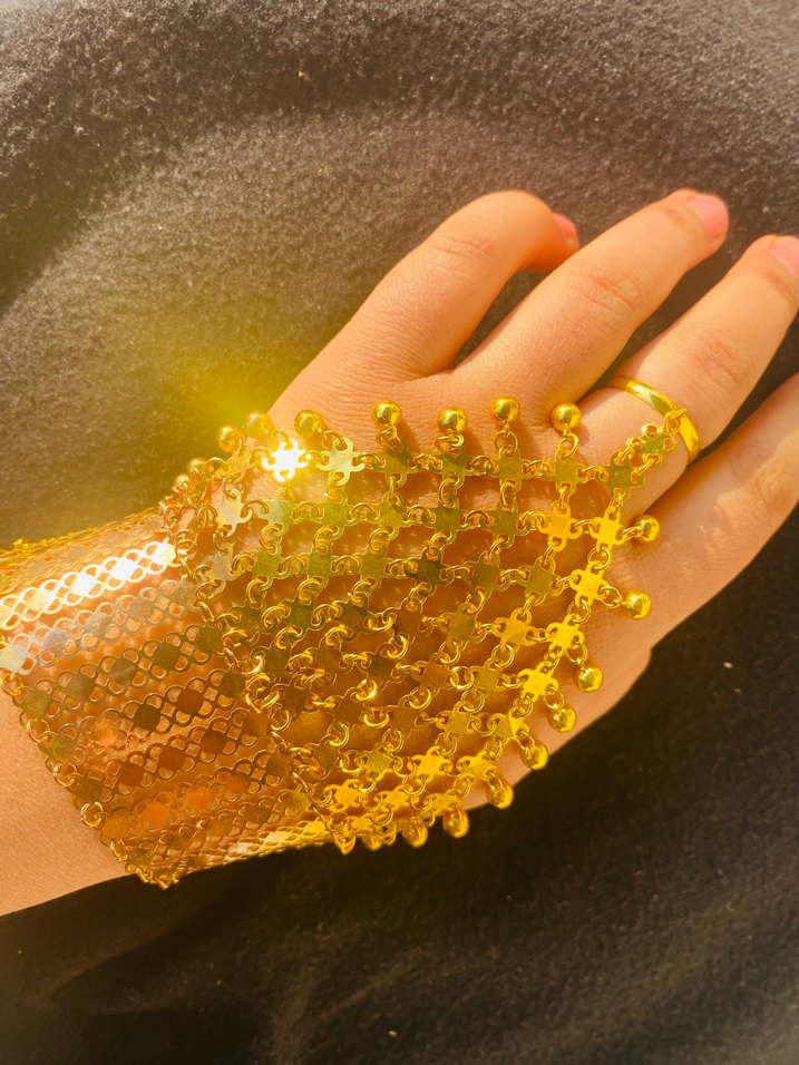 Altın Renkli Boncuklu Kadın El Zinciri - Görsel 3