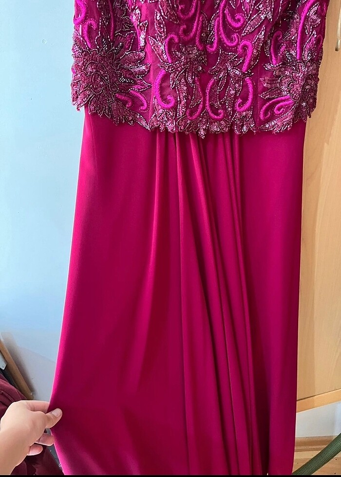 Fuşya Renk Taşlı Abiye Elbise - Görsel 4