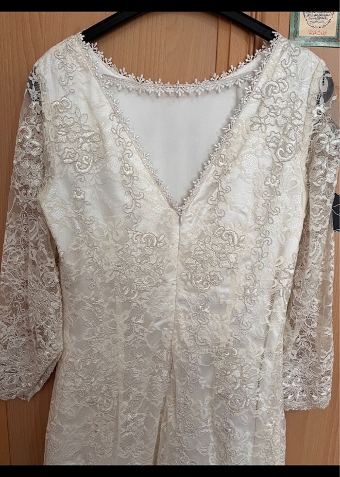 Dantelli beyaz nikah elbisesi bir kez giyildi - Görsel 5