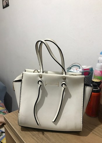 Beyaz Deri Minimalist Kadın Çanta