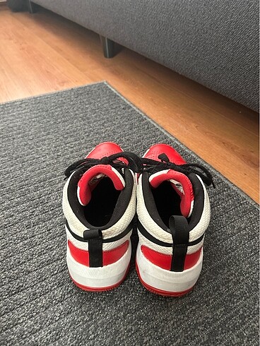 39 Beden kırmızı Renk Nike Sneakers