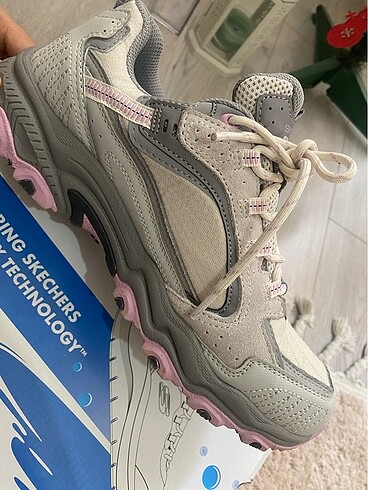 39 Beden beyaz Renk SU GEÇİRMEZ SKECHERS SPOR AYAKKABI