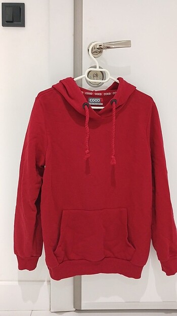 kırmızı sweatshirt