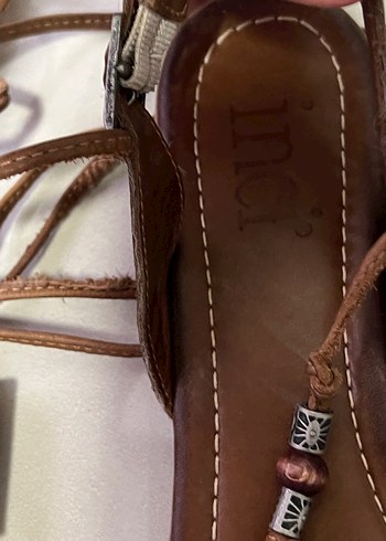 Deri Bohem Tarzı Dolgu Topuklu Kadın Sandalet - Görsel 2