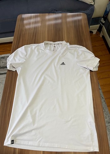 Adidas Erkek Beyaz Kısa Kollu Tişört