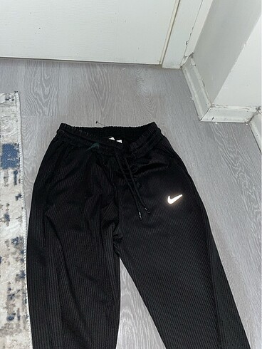 m Beden Nike siyah eşofman altı