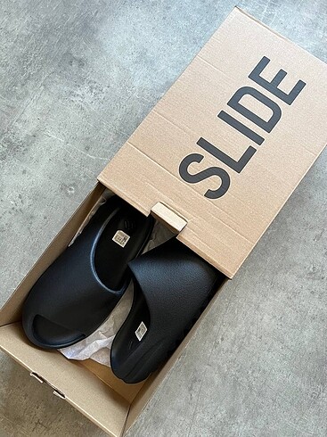 Adidas Yeezy Terlik