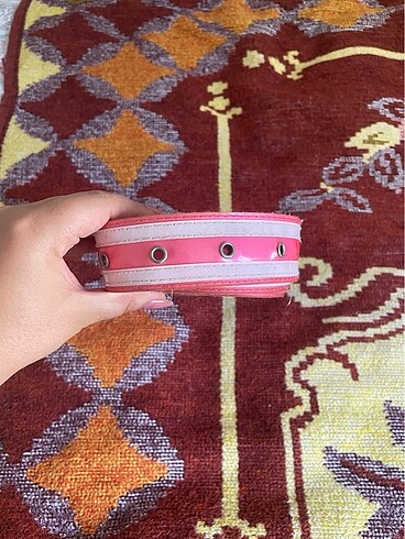 Pembe Beyaz Şeritli Kemer