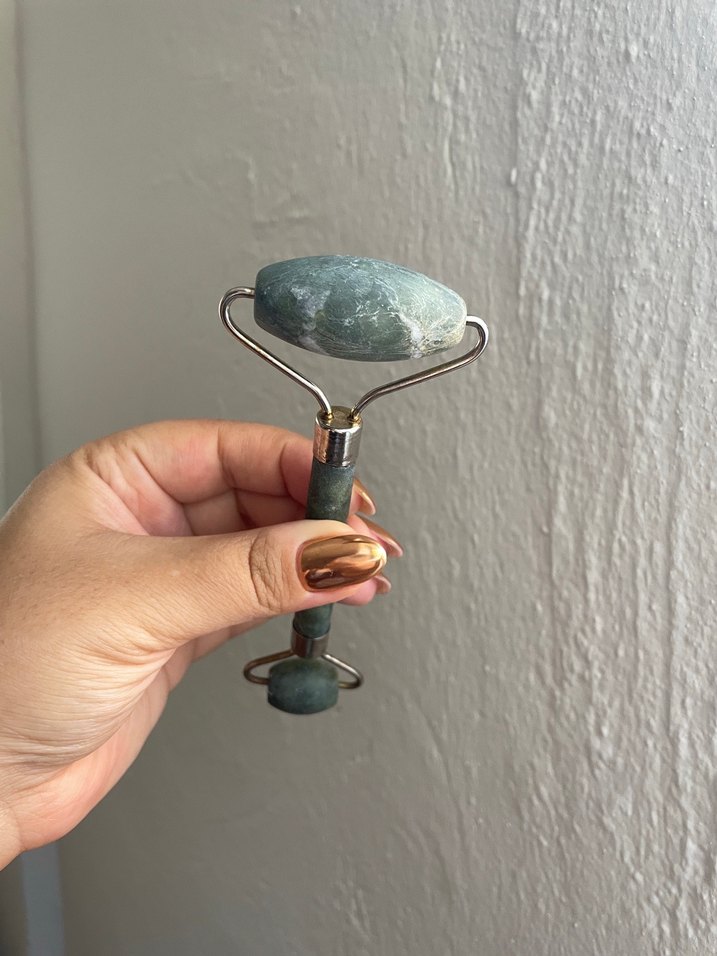 Yeşim Yüz Masaj Aleti - Görsel 2