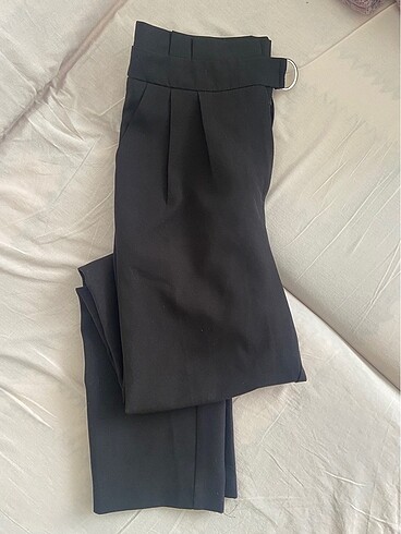 34 Beden Trendyolmilla siyah kumaş pantolon havuç kesim