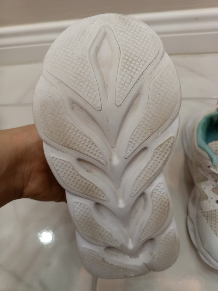 Kız Çocuk Beyaz Yılan Desenli Spor Ayakkabı - Görsel 5