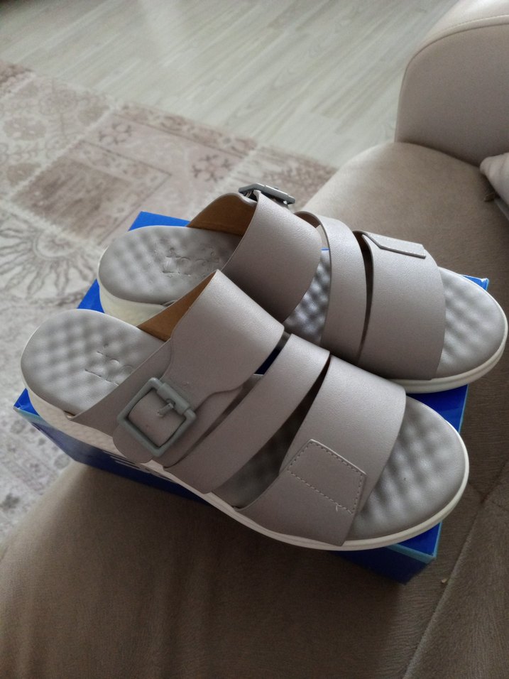 Gri Kadın Dolgu Topuklu Terlikler - Görsel 4