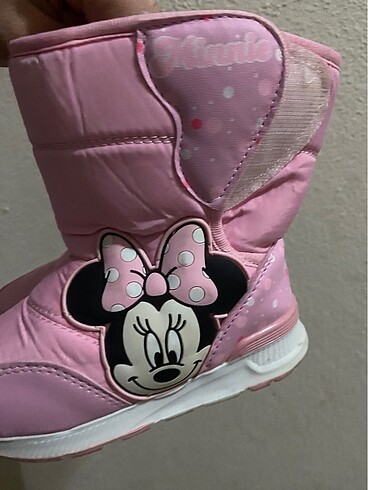 Minnie Mouse Kız çocuk bot