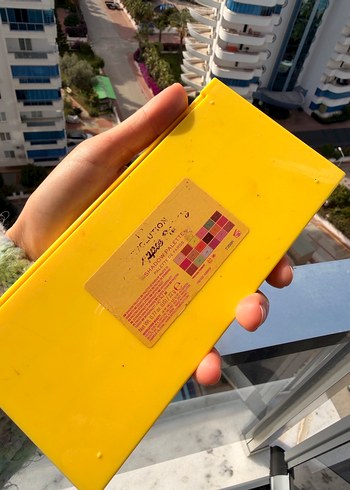 Revolution Ananas Desenli far paleti - Görsel 5