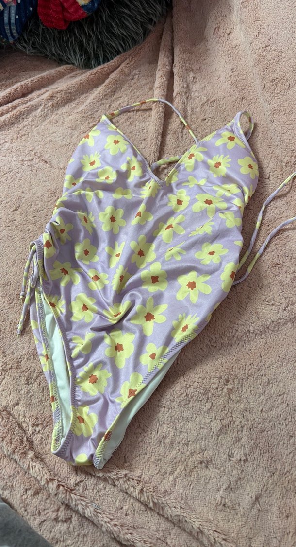 Mor Bağcıklı Çiçek Desenli Kadın Mayo - Görsel 3