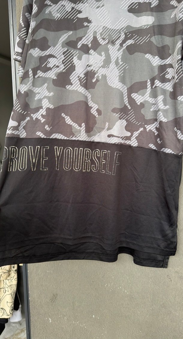 Gri Kamuflaj Desenli Erkek Spor Tişörtü - Görsel 4