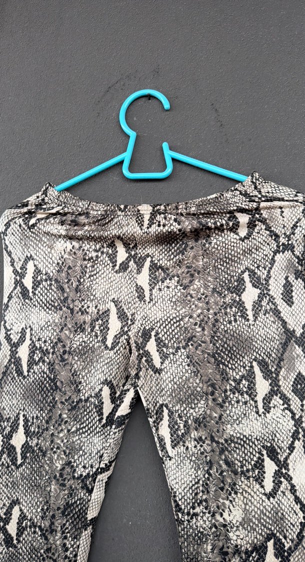 Yilan desenli beli lastikli tayt esnek - Görsel 2